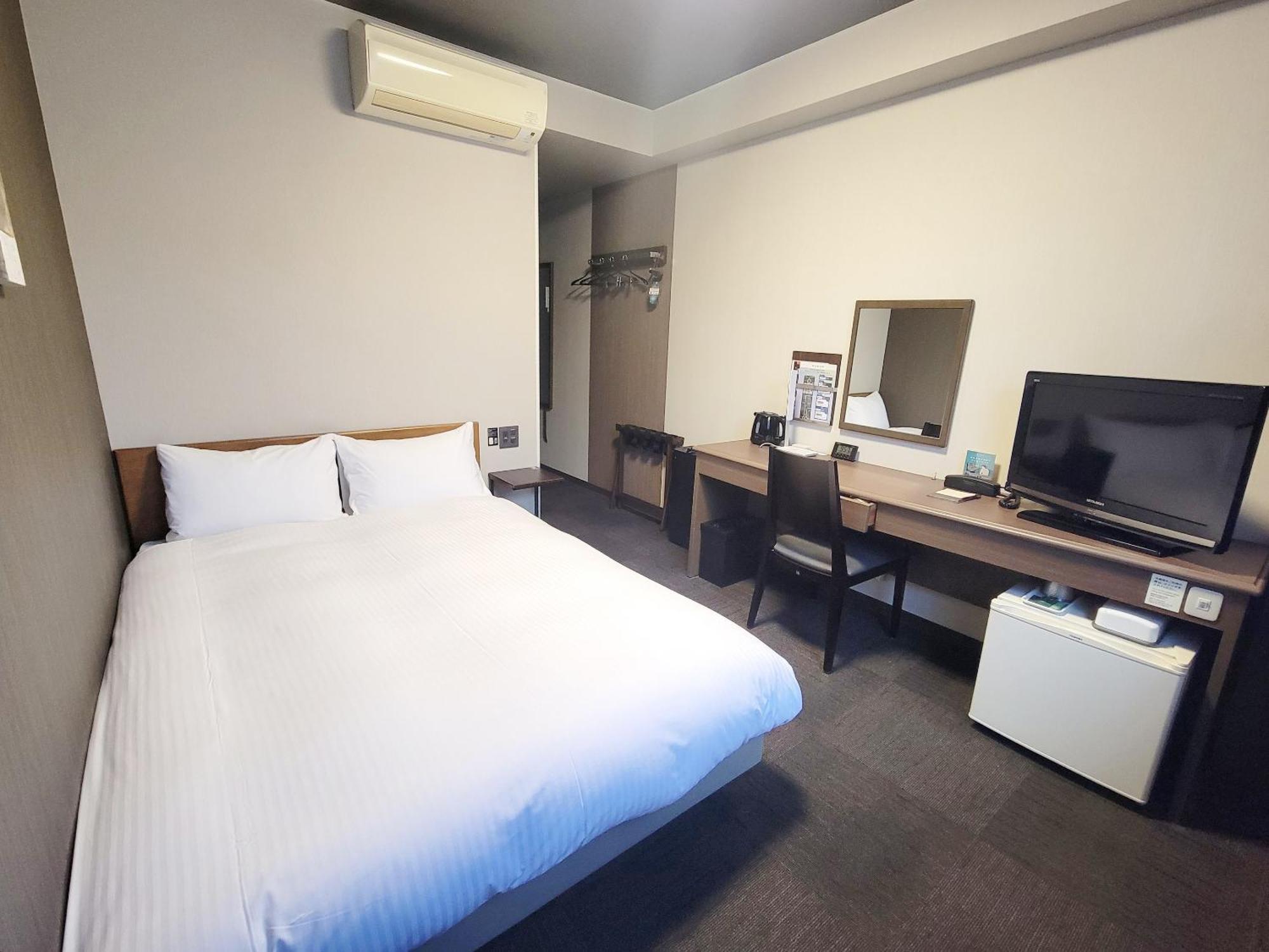 Hotel Route-Inn Komoro Экстерьер фото